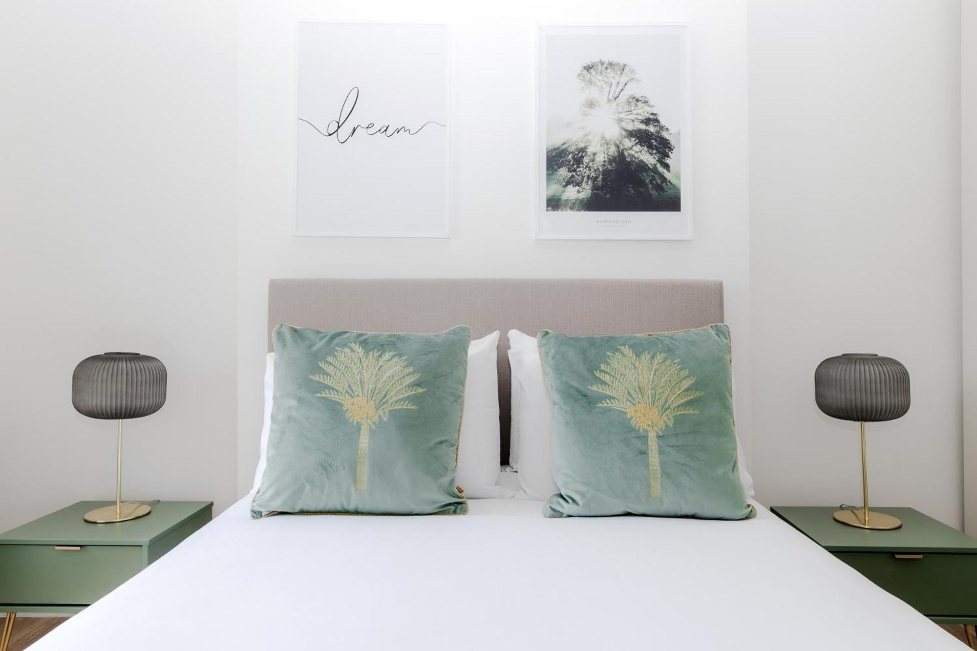 Stylish - Hyde Park Апартаменты